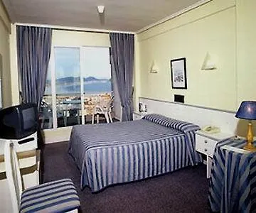 Miramar Hotel 3*