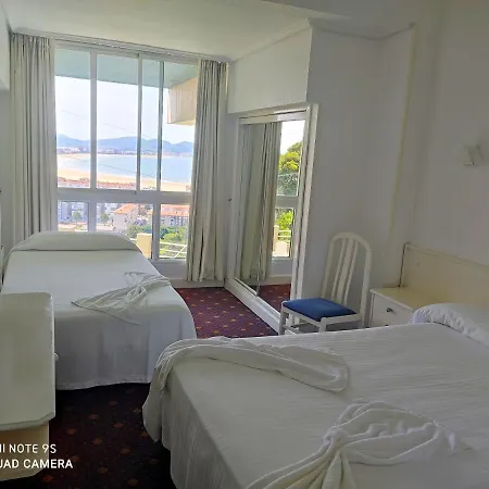 Miramar מלון לרדו